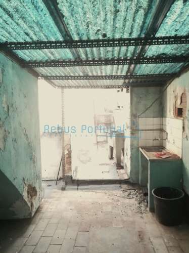 Moradia para Restaurar T3 Venda em Faro (Sé e São Pedro),Faro