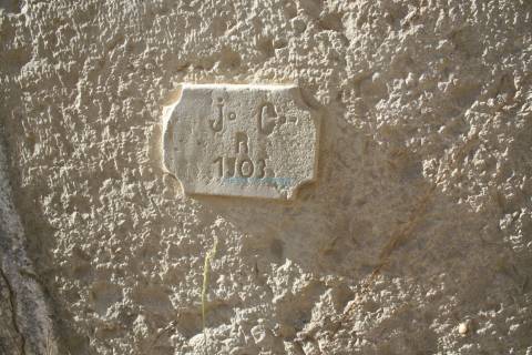 Quinta antiga com muito potencial