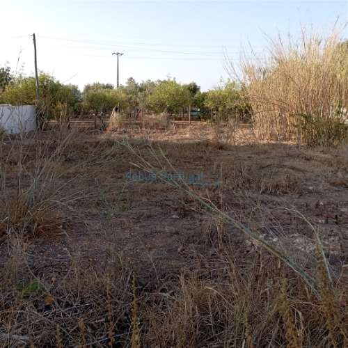 Lote de terreno para construção de moradia de 2 pisos + cave