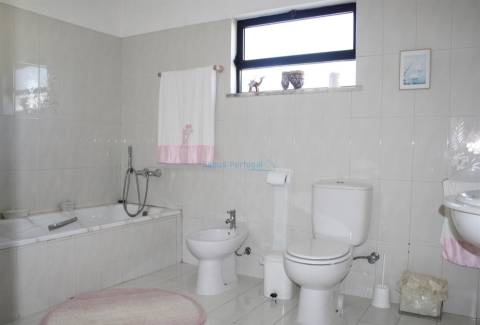 Moradia de 3 quartos com garagem