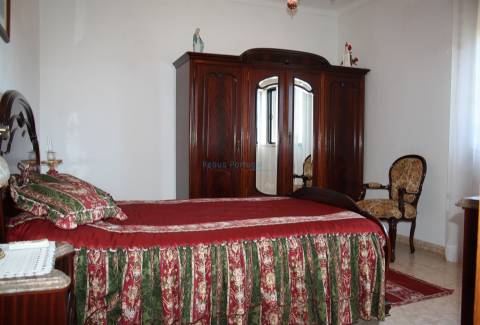 Moradia de 3 quartos com garagem