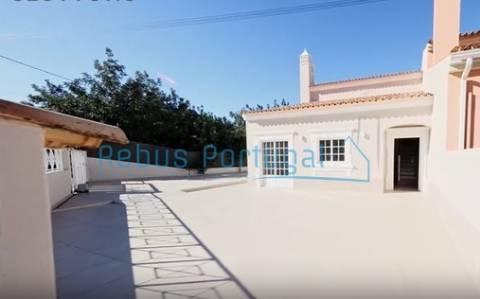 Moradia T3 entre o campo e a cidade – Um lar acolhedor em Loulé