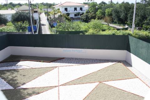 Moradia T3 entre o campo e a cidade – Um lar acolhedor em Loulé