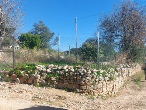 Excelente Lote de 120m² no Coração de Santa Bárbara de Nexe com Vista Mar