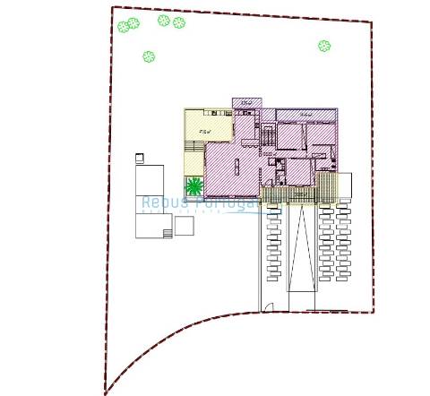 Moradia Independente com Estrutura Construída | Venda no Estado Atual ou Chave na Mão