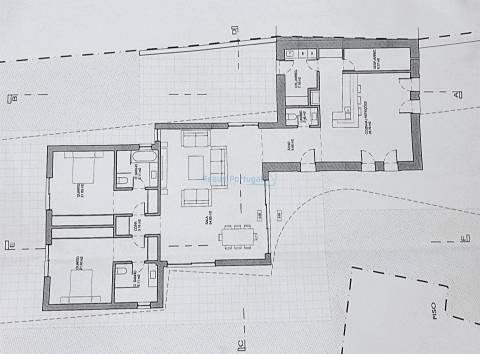Terreno Exclusivo com Projeto Aprovado Pronto a Construir