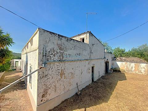 Quinta de Carácter Único para Projeto Residencial ou Turístico de Excelência