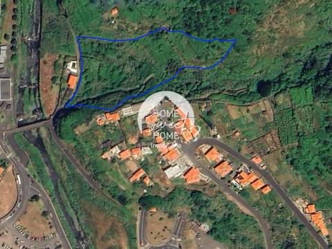 Terreno na Vila Pitoresca de São Vicente