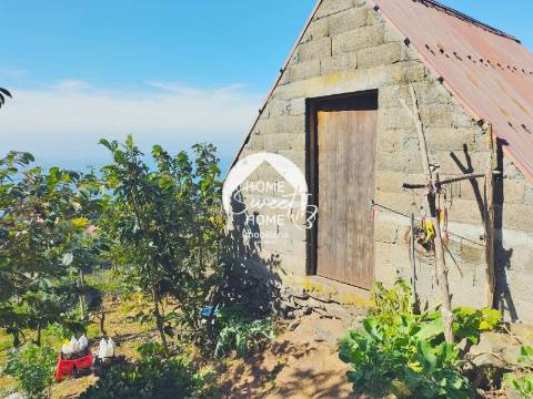 Terreno Rústico no Arco Pequeno