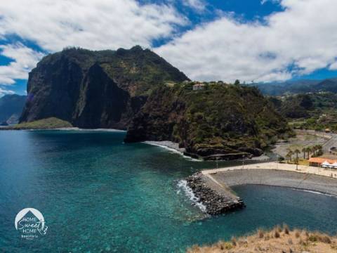 Terreno Rústico no Miradouro do Guindaste
