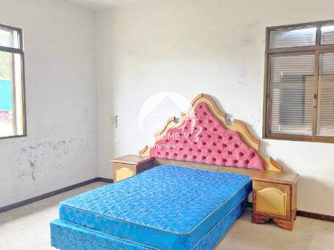 Moradia T5 Venda em Santana,Santana