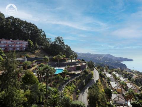 Terreno Rústico junto ao Cabo Girão, Quinta Grande