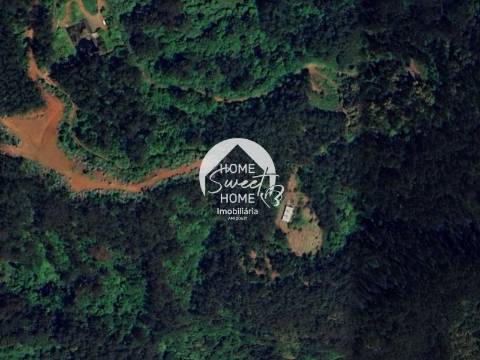 Terreno Rústico para projetos agrícolas em São Jorge, Santana