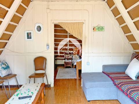 Moradia T1 em Santana com as vivencias tradicionais madeirenses