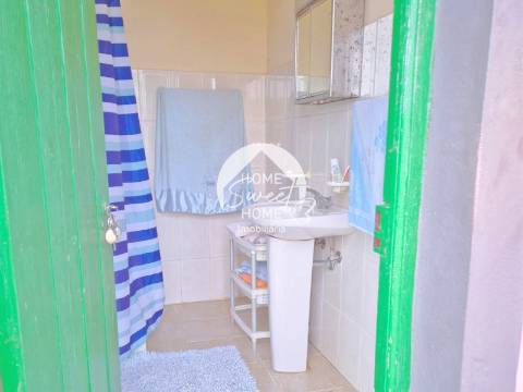 Moradia T1 em Santana com as vivencias tradicionais madeirenses