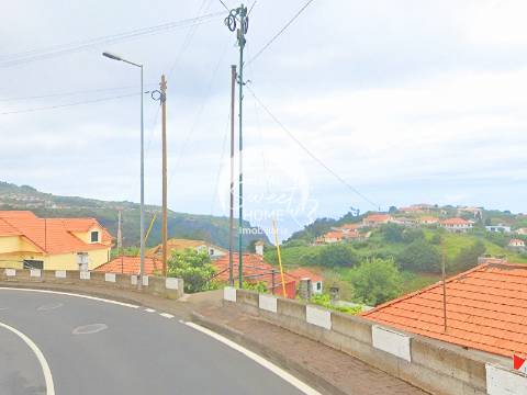 Moradia T1 em Santana com as vivencias tradicionais madeirenses