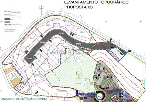 Moradia independente à venda na Estrada dos Poços