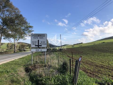 Terreno com enorme potencial com 58 ha