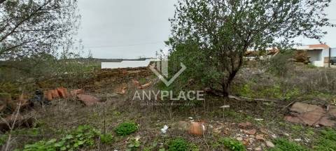 Terreno em Aldeia Típica Alentejana.