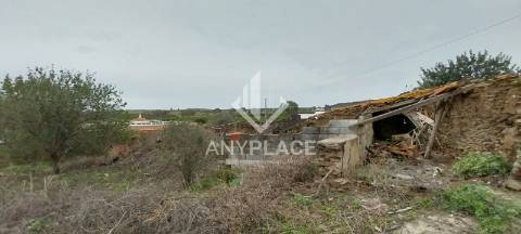 Terreno em Aldeia Típica Alentejana.