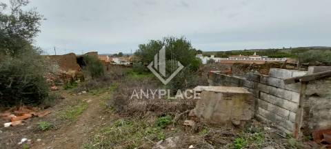 Terreno em Aldeia Típica Alentejana.