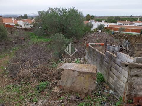 Terreno em Aldeia Típica Alentejana.
