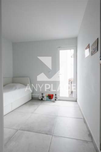 Encantadora Moradia totalmente renovada com vista para as muralhas do Castelo em Loulé.