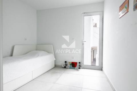 Encantadora Moradia totalmente renovada com vista para as muralhas do Castelo em Loulé.