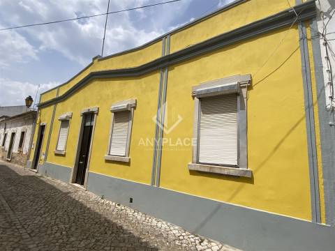 Duas Moradias na Zona Histórica de Loulé - Uma Oportunidade Única!
