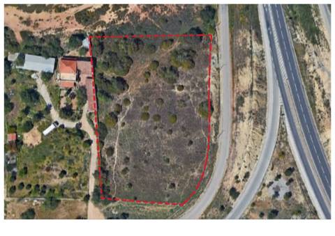 Terreno com Projeto em fase Aprovação Espaço Comercial em Localização Premium no Triângulo Dourado