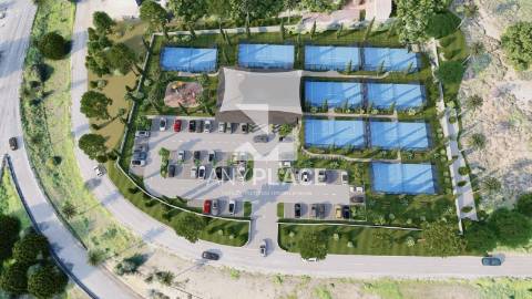 Terreno para construção de um complexo desportivo de Padel situado no Triângulo Dourado.