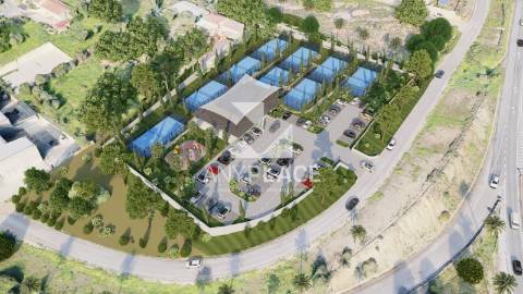 Terreno para construção de um complexo desportivo de Padel situado no Triângulo Dourado.