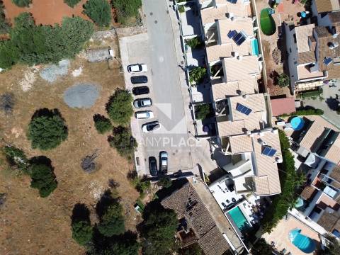 Quinta para construção de moradia de Luxo com projecto aprovado.