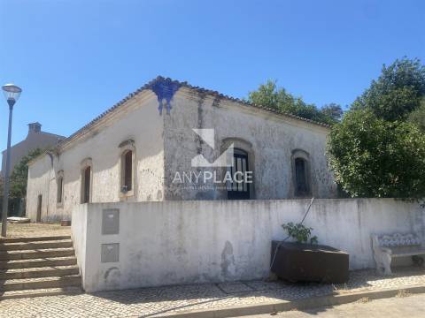 Quinta para construção de moradia de Luxo com projecto aprovado.