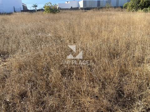 EXCELENTE OPORTUNIDADE – TERRENO PARA CONSTRUÇÃO EM ZONA PRIVILEGIADA.