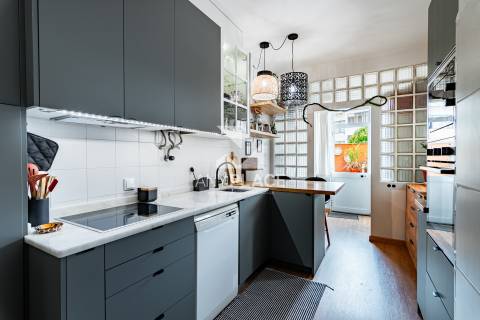 Prédio Renovado no Coração de Silves – Uma Joia Medieval com Conforto Moderno.