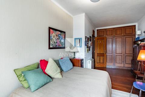 Prédio Renovado no Coração de Silves – Uma Joia Medieval com Conforto Moderno.