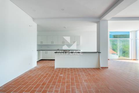 Hospedaria/Casa de Campo para Venda – Aldeia Típica no interior Algarvio.