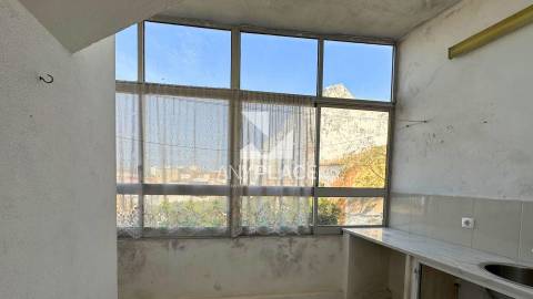 Prédio Exclusivo no Centro Histórico de Loulé com Vista Mar e Vista sobre o Castelo.