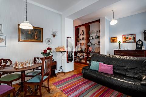 Apartamento Renovado no Coração de Silves – Uma Joia Medieval com Conforto Moderno.