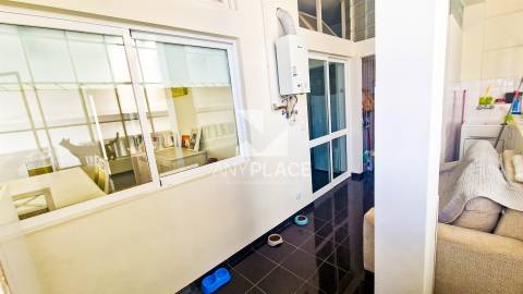 Apartamento T3 de Luxo com Grandes Terraços no Centro de Loulé numa localização excelente.