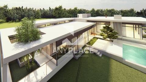 Exclusiva Moradia com Magnífica Vista Mar e Localização Privilegiada