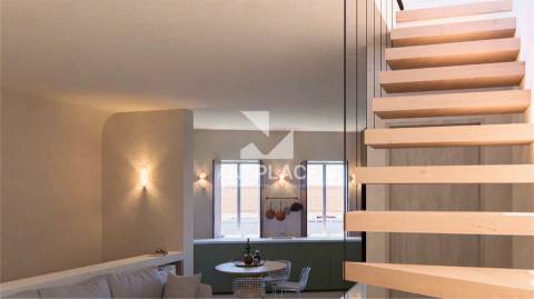 Oportunidade única no coração histórico de Loulé, prédio com projeto para dois apartamentos T1.