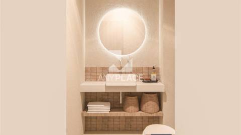 Oportunidade única no coração histórico de Loulé, prédio com projeto para dois apartamentos T1.