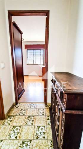 Moradia T3+1 com Rooftop  no Centro Histórico de Loulé um refúgio com charme e potencial.