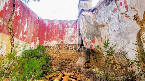 Propriedade com Potencial de Desenvolvimento Turístico ou Residencial.