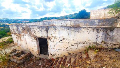 Propriedade com Potencial de Desenvolvimento Turístico ou Residencial.