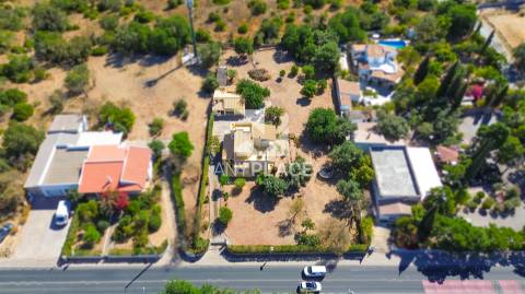 Moradia T4 em Vale Formoso – Elegância, localização privilegiada e elevado potencial de valorização.