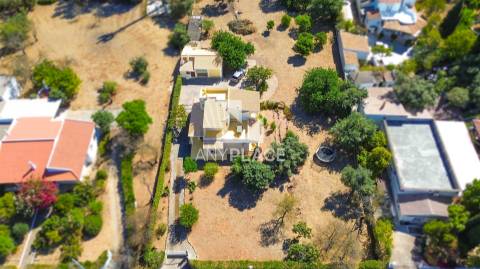 Moradia T4 em Vale Formoso – Elegância, localização privilegiada e elevado potencial de valorização.