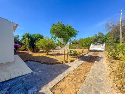 Moradia T4 em Vale Formoso – Elegância, localização privilegiada e elevado potencial de valorização.